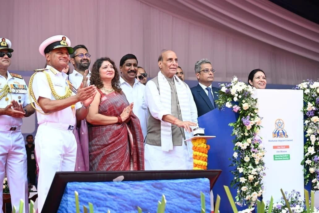 ಭಾರತದ ಮೊದಲ ‘ಸೂರ್ಯ’ ಫ್ಲೀಟ್ ಸಪೋರ್ಟ್ ಹಡಗು ಲೋಕಾರ್ಪಣೆ